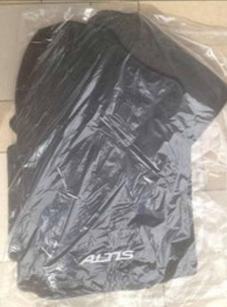 Altis 11.5代原廠腳踏墊